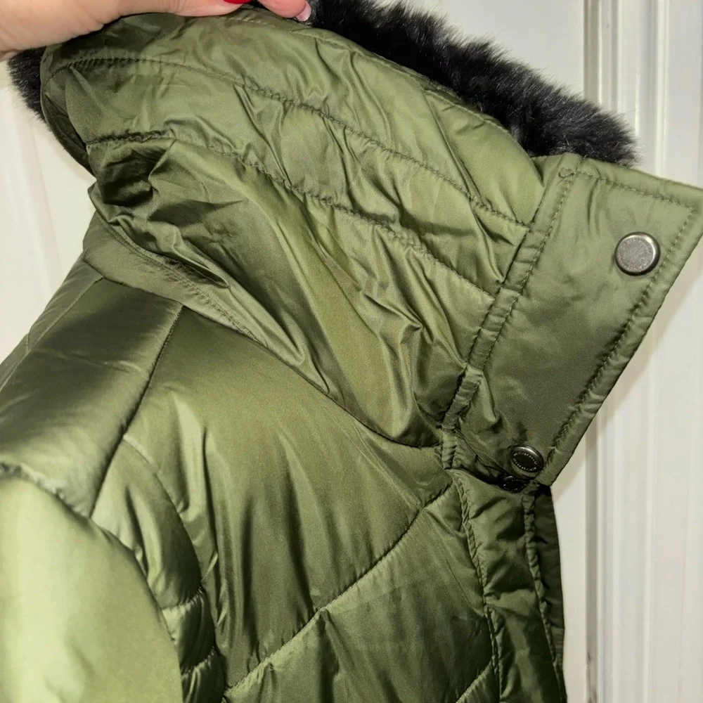 Weatherproof Olive Puffer Jacket with Black Faux Fur Collar